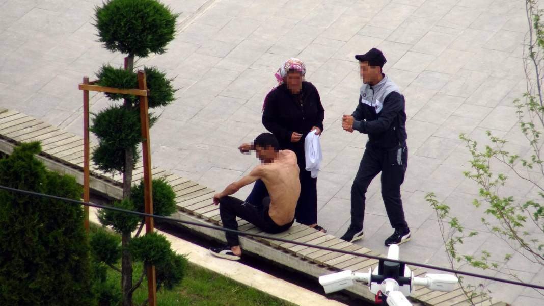 Açım deyip sokakta kendini kesen adamın mal varlığı dudak uçuklattı - Resim: 4